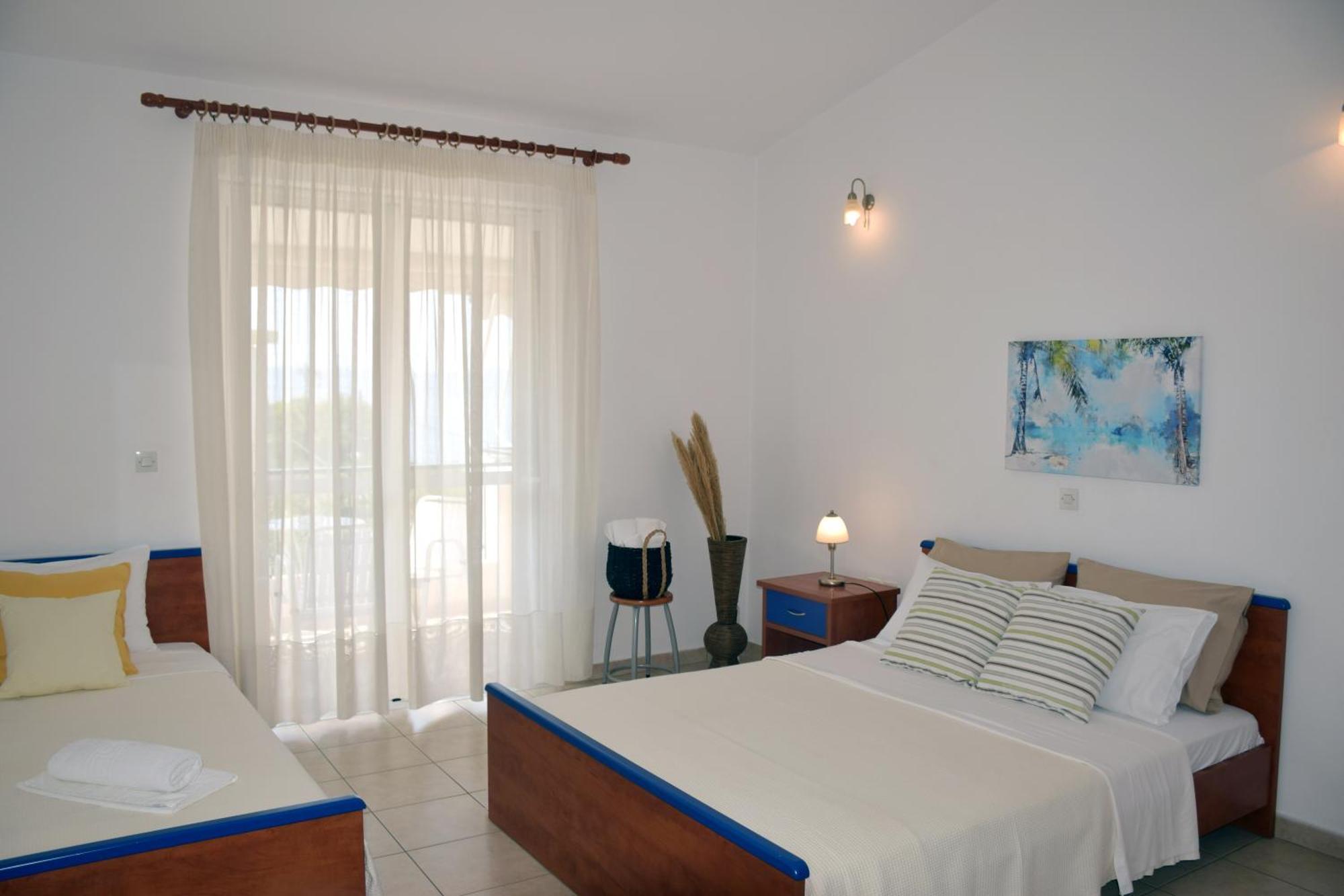 Lappas Rooms Roviész Kültér fotó