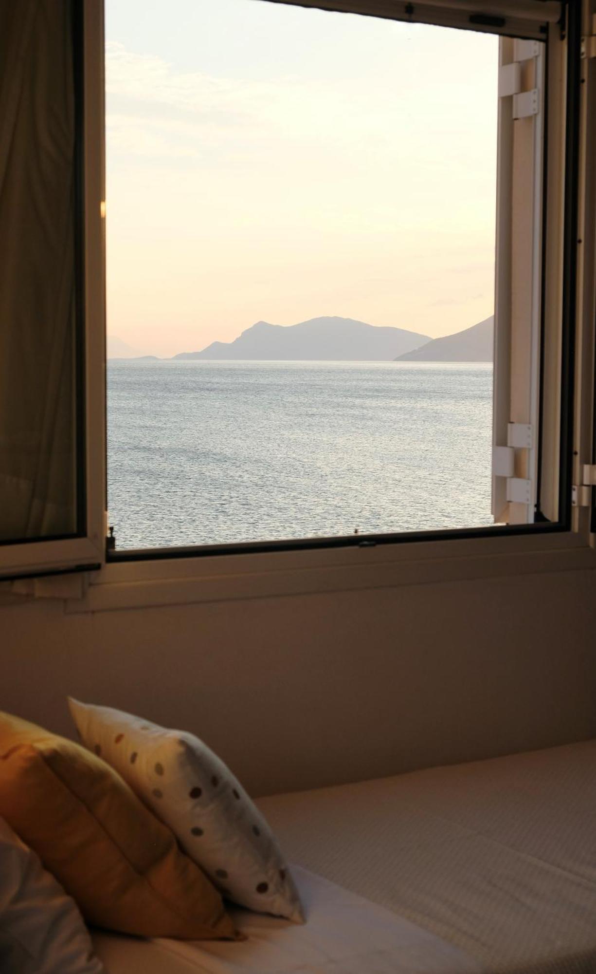 Lappas Rooms Roviész Kültér fotó